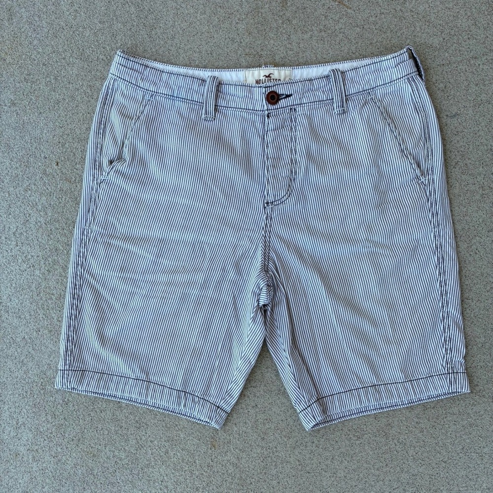 Hollister Chino Mens 32 Pinstripe Shorts - Blue-White Button Fly